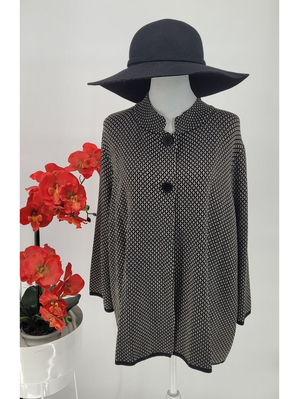Grace Dane Lewis Womens Black White Geometric Professionals Cardigan Size 1X